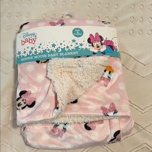Disney Baby Minnie Mouse Cozy Blanket